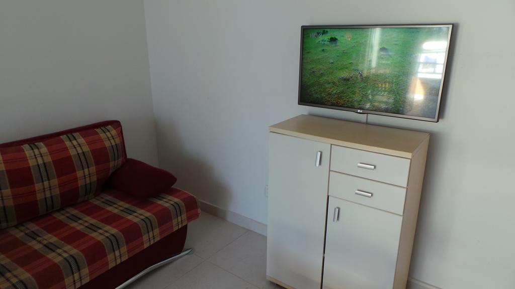 Apartments Henc Novigrad  ภายนอก รูปภาพ